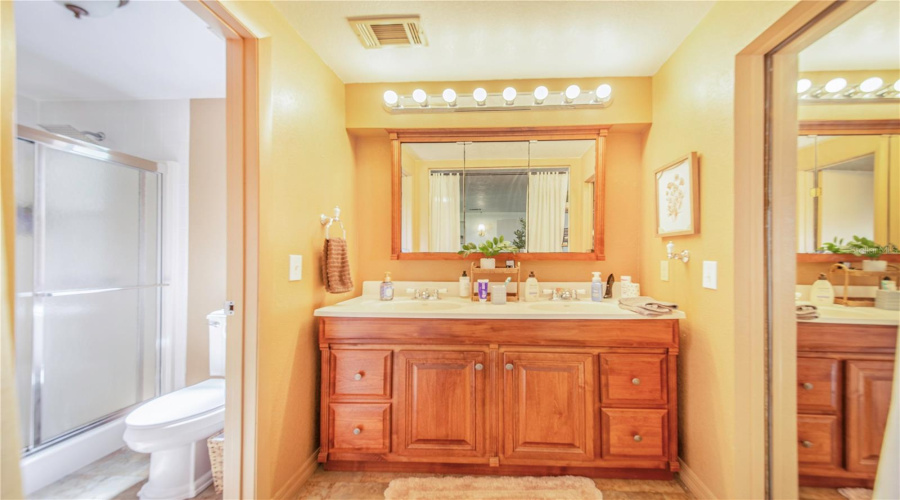 Davenport, Florida 33837, 4 Bedrooms Bedrooms, ,3 Bathroomsbathrooms,Residential,For Sale,Horseshoe Creek,0,Mfrp4939507