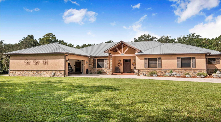 Davenport, Florida 33837, 4 Bedrooms Bedrooms, ,3 Bathroomsbathrooms,Residential,For Sale,Horseshoe Creek,0,Mfrp4939507