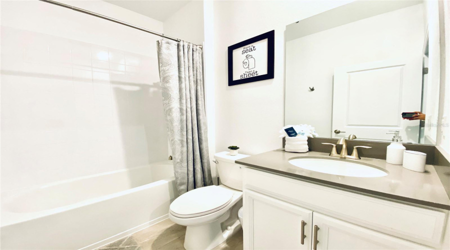 DAVENPORT, Florida 33896, 5 Bedrooms Bedrooms, ,5 BathroomsBathrooms,Residential,For Sale,WHISTLING STRAITS,0,MFRO6431609