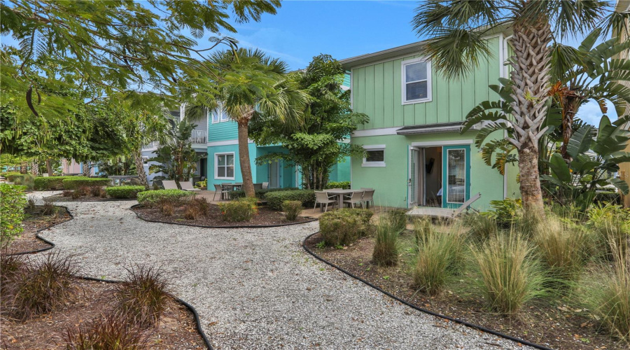 KISSIMMEE, Florida 34747, 3 Bedrooms Bedrooms, ,3 BathroomsBathrooms,Residential,For Sale,LOST SHAKER,0,MFRO6431415