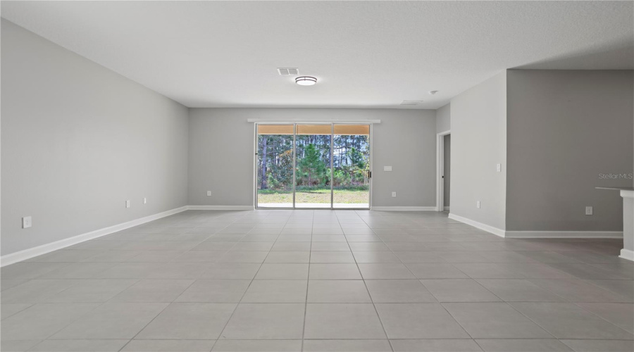 DAVENPORT, Florida 33837, 4 Bedrooms Bedrooms, ,3 BathroomsBathrooms,Residential,For Sale,CAMDEN,0,MFRO6387597