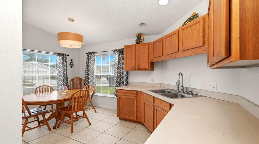 DAVENPORT, Florida 33896, 3 Bedrooms Bedrooms, ,2 BathroomsBathrooms,Residential,For Sale,CELLO,0,MFRS5149623