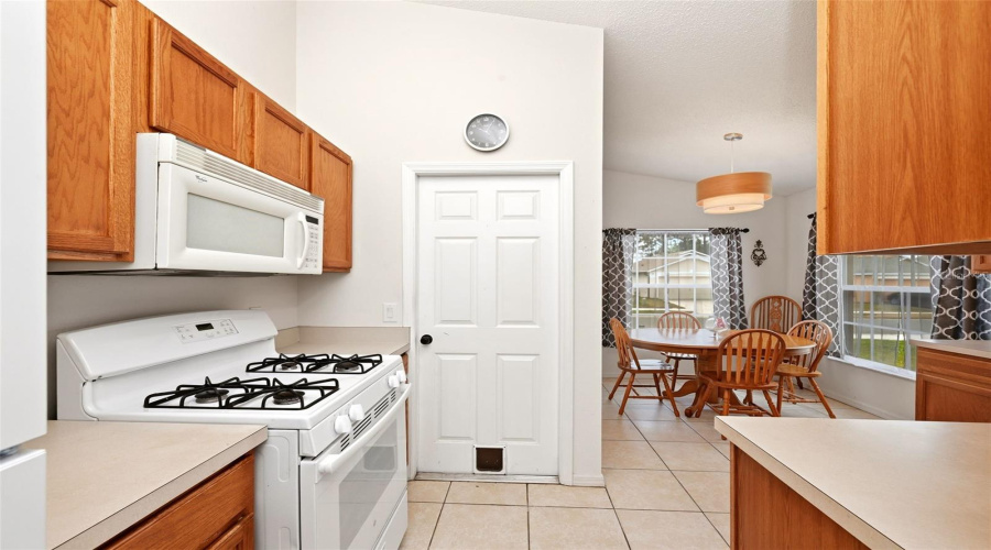 DAVENPORT, Florida 33896, 3 Bedrooms Bedrooms, ,2 BathroomsBathrooms,Residential,For Sale,CELLO,0,MFRS5149623