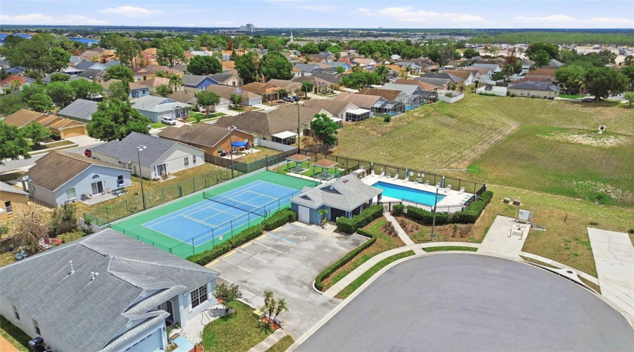 DAVENPORT, Florida 33896, 3 Bedrooms Bedrooms, ,2 BathroomsBathrooms,Residential,For Sale,CELLO,0,MFRS5149623