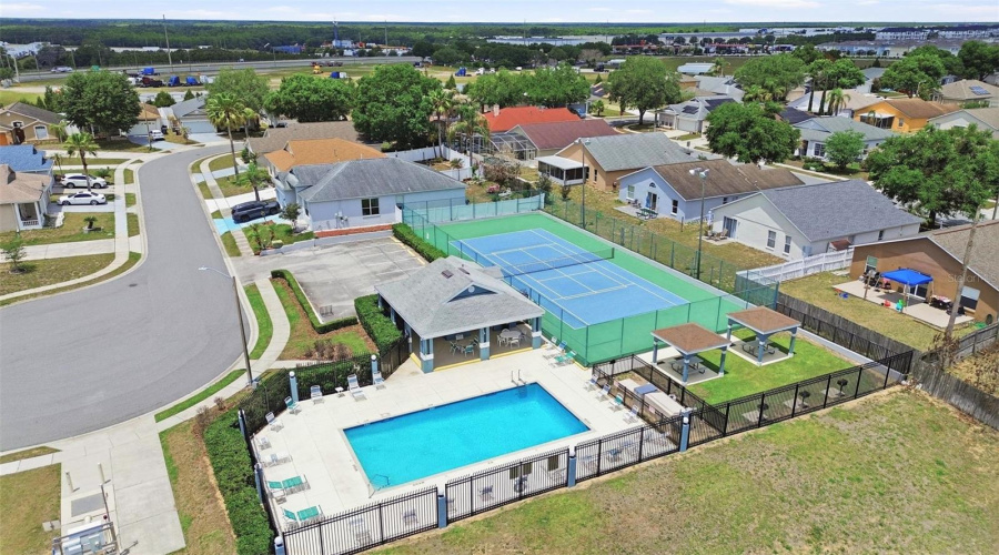 DAVENPORT, Florida 33896, 3 Bedrooms Bedrooms, ,2 BathroomsBathrooms,Residential,For Sale,CELLO,0,MFRS5149623