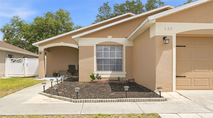 DAVENPORT, Florida 33896, 3 Bedrooms Bedrooms, ,2 BathroomsBathrooms,Residential,For Sale,CELLO,0,MFRS5149623