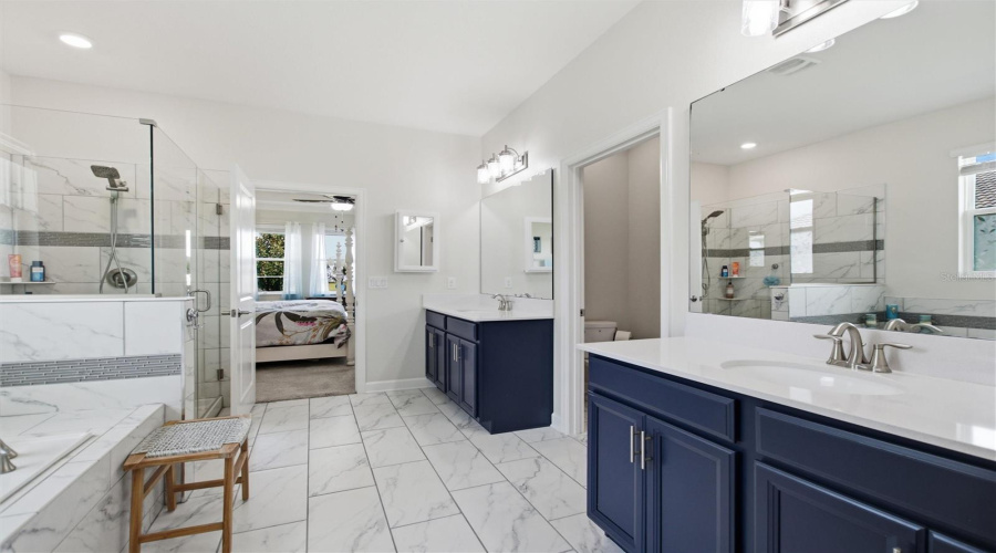 DAVENPORT, Florida 33896, 4 Bedrooms Bedrooms, ,3 BathroomsBathrooms,Residential,For Sale,OLYMPIC CLUB,0,MFRS5155098