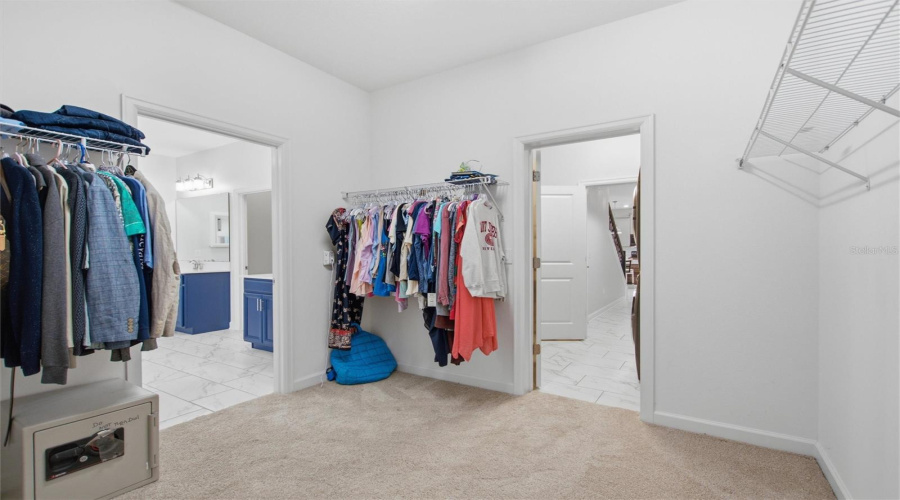 DAVENPORT, Florida 33896, 4 Bedrooms Bedrooms, ,3 BathroomsBathrooms,Residential,For Sale,OLYMPIC CLUB,0,MFRS5155098