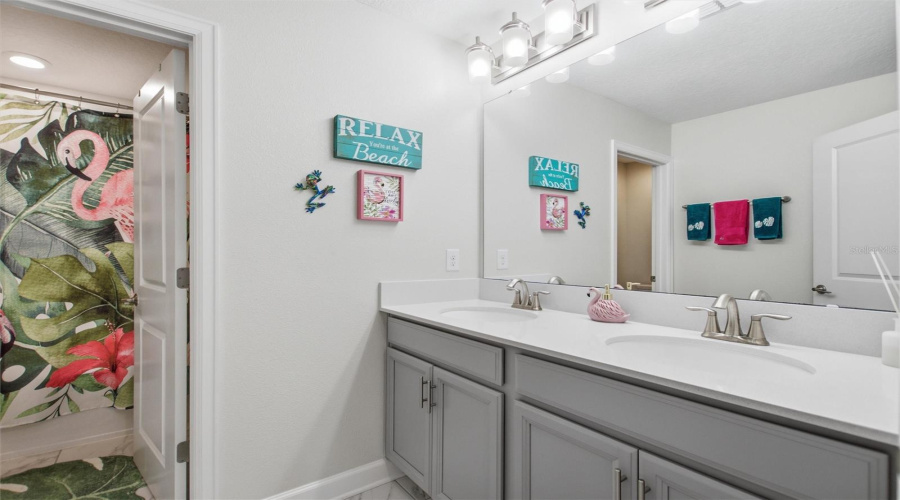 DAVENPORT, Florida 33896, 4 Bedrooms Bedrooms, ,3 BathroomsBathrooms,Residential,For Sale,OLYMPIC CLUB,0,MFRS5155098