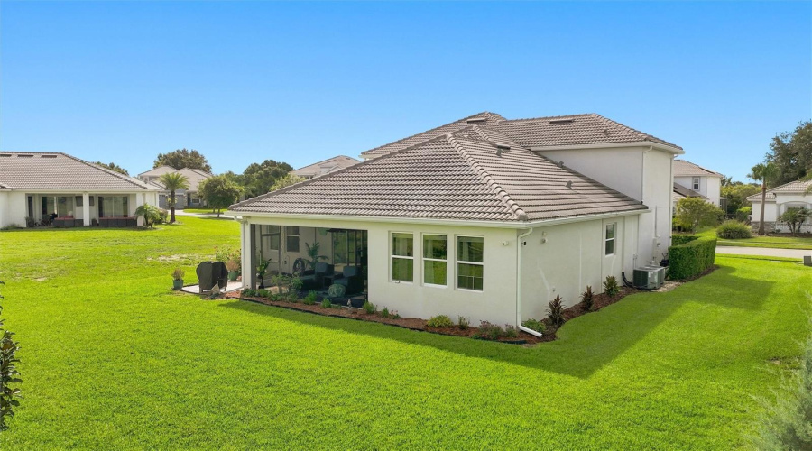 DAVENPORT, Florida 33896, 4 Bedrooms Bedrooms, ,3 BathroomsBathrooms,Residential,For Sale,OLYMPIC CLUB,0,MFRS5155098