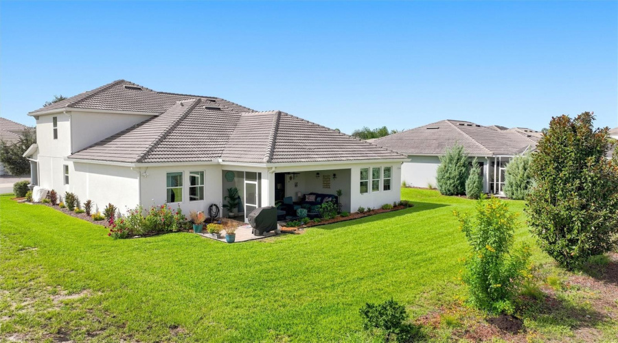 DAVENPORT, Florida 33896, 4 Bedrooms Bedrooms, ,3 BathroomsBathrooms,Residential,For Sale,OLYMPIC CLUB,0,MFRS5155098