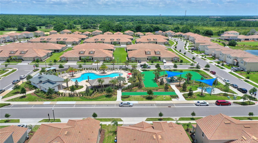 DAVENPORT, Florida 33896, 4 Bedrooms Bedrooms, ,3 BathroomsBathrooms,Residential,For Sale,OLYMPIC CLUB,0,MFRS5155098