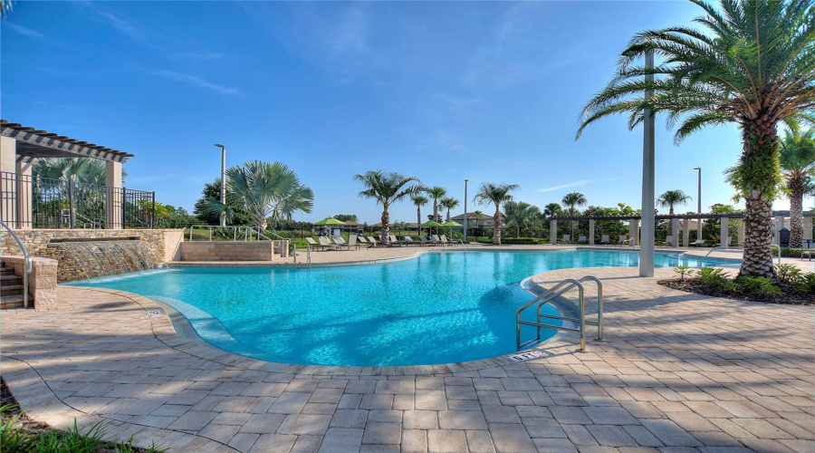 DAVENPORT, Florida 33896, 4 Bedrooms Bedrooms, ,3 BathroomsBathrooms,Residential,For Sale,OLYMPIC CLUB,0,MFRS5155098
