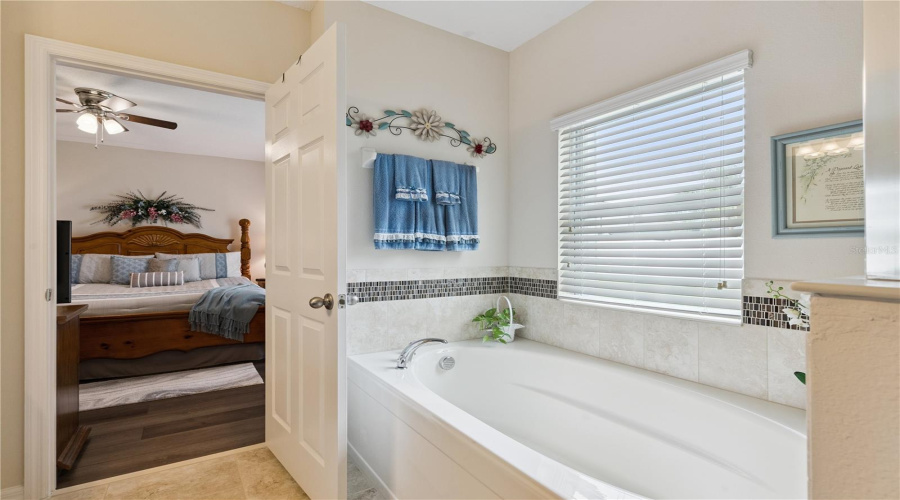 DAVENPORT, Florida 33837, 4 Bedrooms Bedrooms, ,4 BathroomsBathrooms,Residential,For Sale,CADIZ,0,MFRO6431343