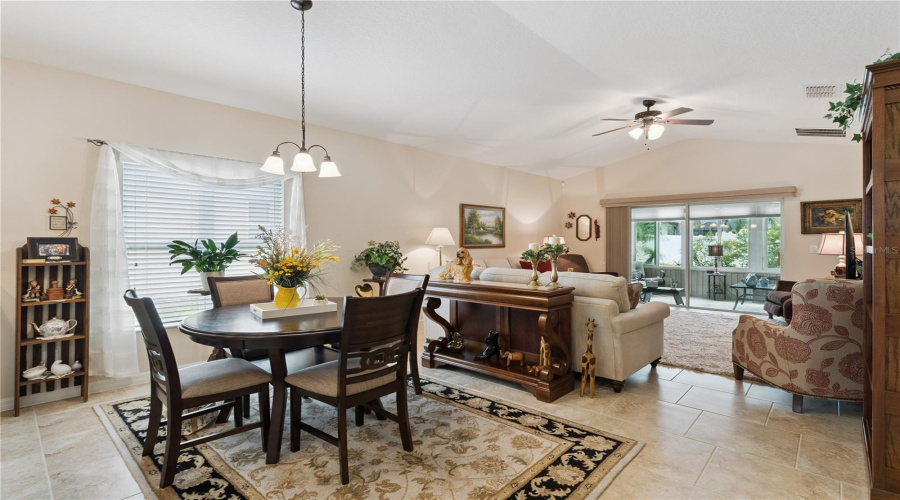 DAVENPORT, Florida 33837, 4 Bedrooms Bedrooms, ,4 BathroomsBathrooms,Residential,For Sale,CADIZ,0,MFRO6431343