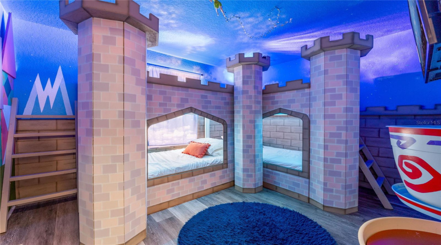 Bedroom 3 Castle