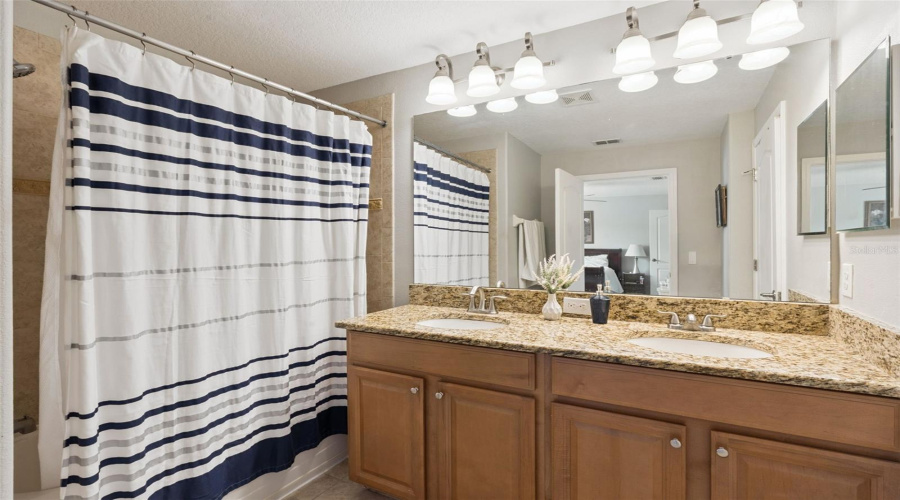 KISSIMMEE, Florida 34747, 4 Bedrooms Bedrooms, ,3 BathroomsBathrooms,Residential,For Sale,CAT PALM,0,MFRO6428364