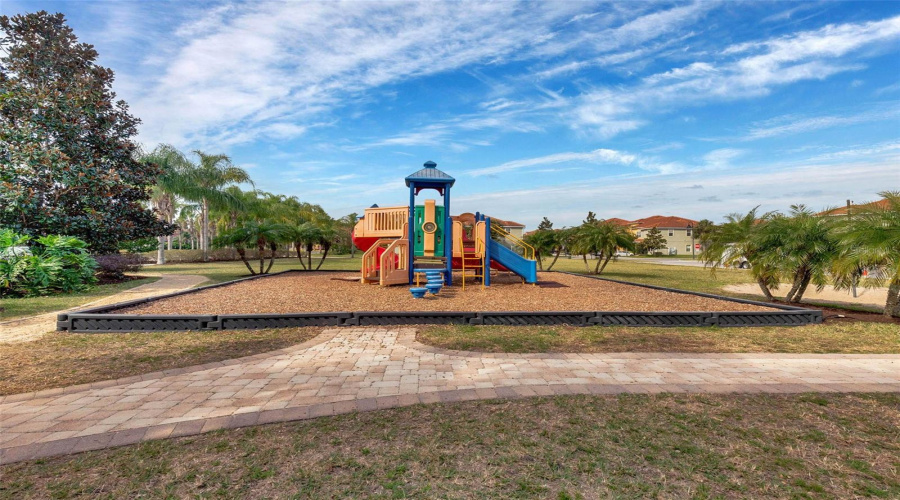 KISSIMMEE, Florida 34747, 4 Bedrooms Bedrooms, ,3 BathroomsBathrooms,Residential,For Sale,CAT PALM,0,MFRO6428364