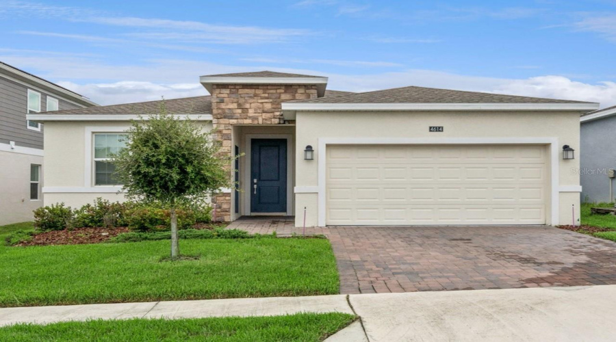 DAVENPORT, Florida 33837, 4 Bedrooms Bedrooms, ,3 BathroomsBathrooms,Residential,For Sale,WANDSWORTH,0,MFRO6430703