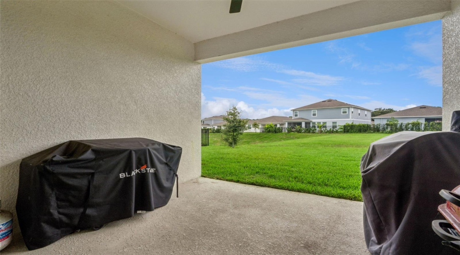 DAVENPORT, Florida 33837, 4 Bedrooms Bedrooms, ,3 BathroomsBathrooms,Residential,For Sale,WANDSWORTH,0,MFRO6430703