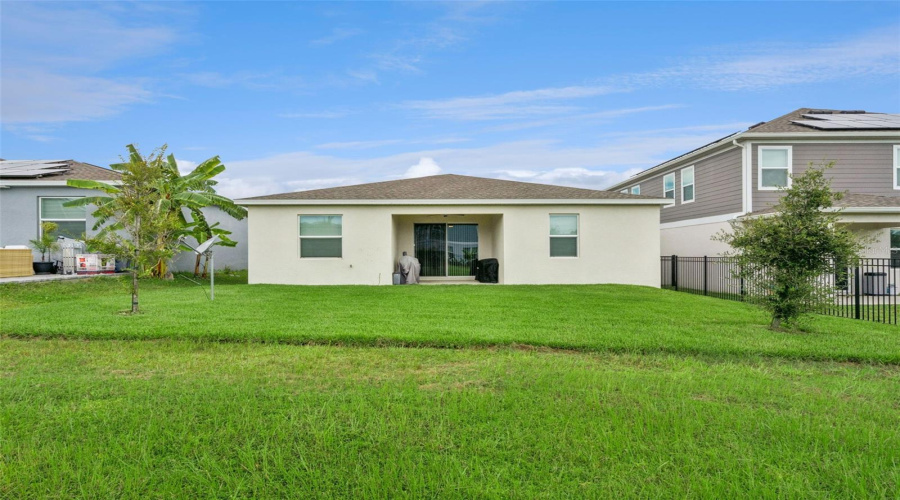 DAVENPORT, Florida 33837, 4 Bedrooms Bedrooms, ,3 BathroomsBathrooms,Residential,For Sale,WANDSWORTH,0,MFRO6430703