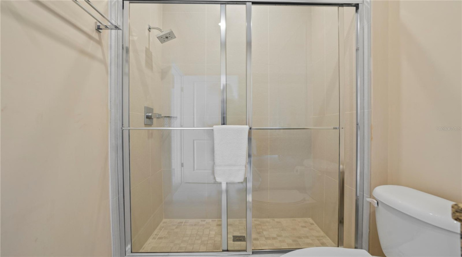 KISSIMMEE, Florida 34747, 4 Bedrooms Bedrooms, ,4 BathroomsBathrooms,Residential,For Sale,RECIFE,0,MFRS5155205