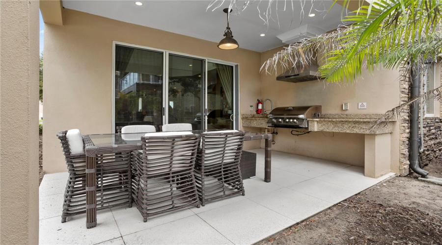 KISSIMMEE, Florida 34747, 4 Bedrooms Bedrooms, ,4 BathroomsBathrooms,Residential,For Sale,RECIFE,0,MFRS5155205