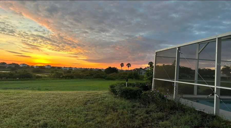 DAVENPORT, Florida 33896, 4 Bedrooms Bedrooms, ,3 BathroomsBathrooms,Residential,For Sale,WINDSOR,0,MFRO6431786
