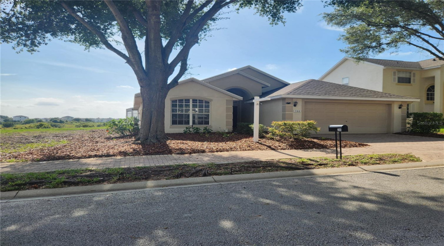 DAVENPORT, Florida 33896, 4 Bedrooms Bedrooms, ,3 BathroomsBathrooms,Residential,For Sale,WINDSOR,0,MFRO6431786