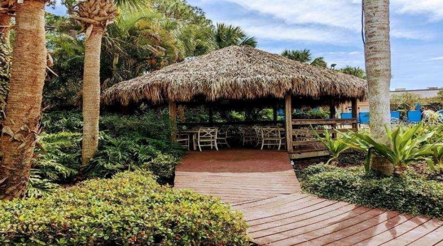 Davenport, Florida 33897, 3 Bedroom Bedrooms, ,2 Bathroombathrooms,Residential,For Sale,Rum,0,Mfro6431216