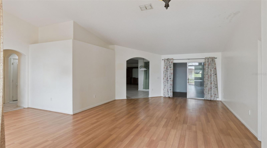 DAVENPORT, Florida 33897, 4 Bedrooms Bedrooms, ,3 BathroomsBathrooms,Residential,For Sale,DOLCETTO,0,MFRO6431931