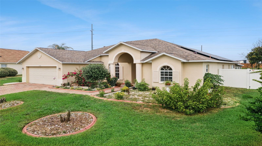 DAVENPORT, Florida 33897, 4 Bedrooms Bedrooms, ,3 BathroomsBathrooms,Residential,For Sale,DOLCETTO,0,MFRO6431931