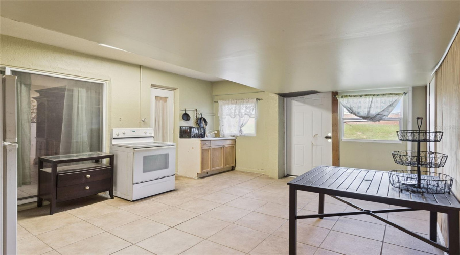 DAVENPORT, Florida 33897, 4 Bedrooms Bedrooms, ,3 BathroomsBathrooms,Residential,For Sale,DOLCETTO,0,MFRO6431931