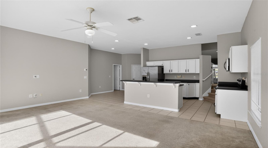 DAVENPORT, Florida 33837, 5 Bedrooms Bedrooms, ,3 BathroomsBathrooms,Residential,For Sale,CADIZ,0,MFRO6404578