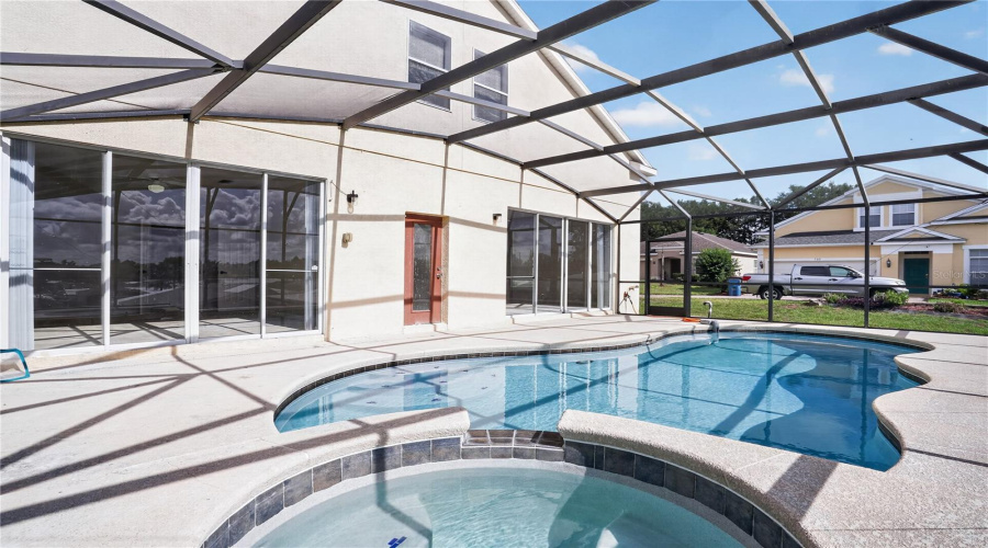 DAVENPORT, Florida 33837, 5 Bedrooms Bedrooms, ,3 BathroomsBathrooms,Residential,For Sale,CADIZ,0,MFRO6404578