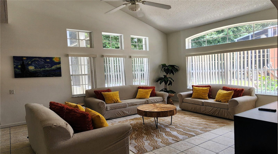 KISSIMMEE, Florida 34746, 4 Bedrooms Bedrooms, ,3 BathroomsBathrooms,Residential,For Sale,PARK RIDGE,0,MFRS5155216
