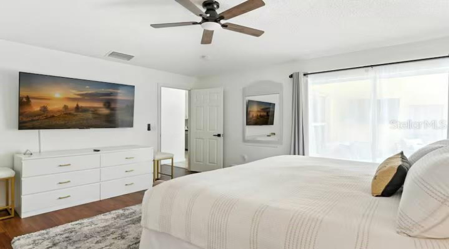 KISSIMMEE, Florida 34746, 4 Bedrooms Bedrooms, ,3 BathroomsBathrooms,Residential,For Sale,LAKE BERKLEY DR,0,MFRO6431899