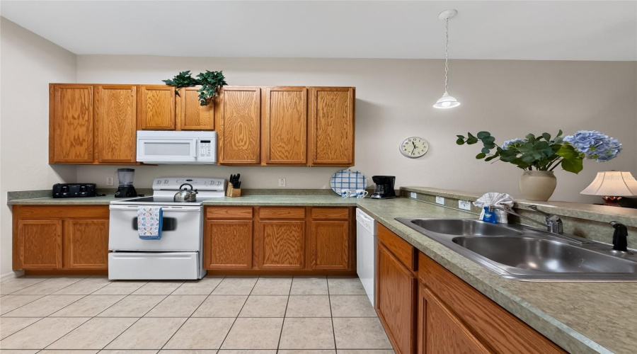 DAVENPORT, Florida 33897, 2 Bedrooms Bedrooms, ,2 BathroomsBathrooms,Residential,For Sale,RUM,0,MFRS5154290