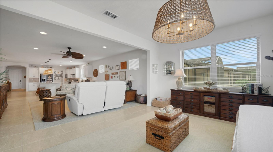 DAVENPORT, Florida 33837, 3 Bedrooms Bedrooms, ,2 BathroomsBathrooms,Residential,For Sale,VIGO,0,MFRS5154864