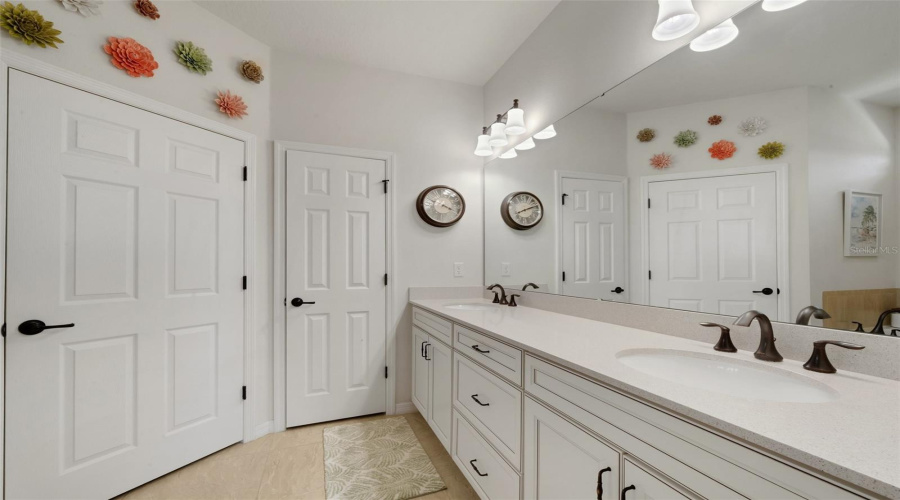 DAVENPORT, Florida 33837, 3 Bedrooms Bedrooms, ,2 BathroomsBathrooms,Residential,For Sale,VIGO,0,MFRS5154864