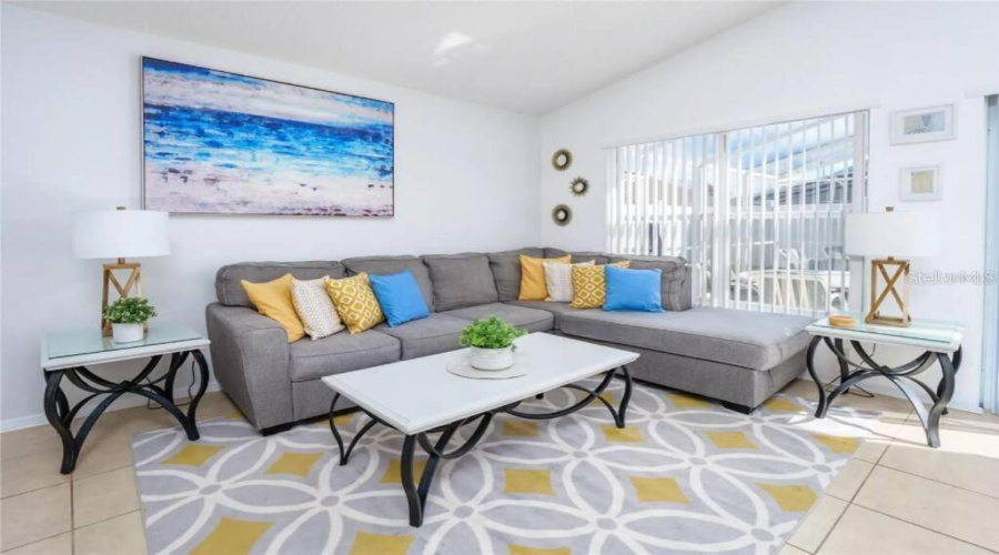DAVENPORT, Florida 33897, 4 Bedrooms Bedrooms, ,3 BathroomsBathrooms,Residential,For Sale,BLOOMINGDALE,0,MFRS5155219