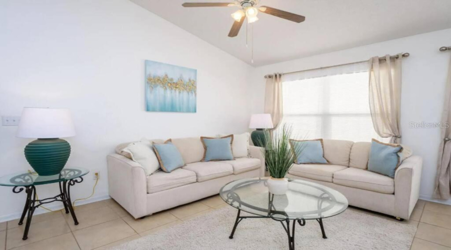 DAVENPORT, Florida 33897, 4 Bedrooms Bedrooms, ,3 BathroomsBathrooms,Residential,For Sale,BLOOMINGDALE,0,MFRS5155219