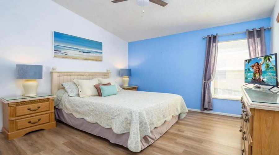 DAVENPORT, Florida 33897, 4 Bedrooms Bedrooms, ,3 BathroomsBathrooms,Residential,For Sale,BLOOMINGDALE,0,MFRS5155219