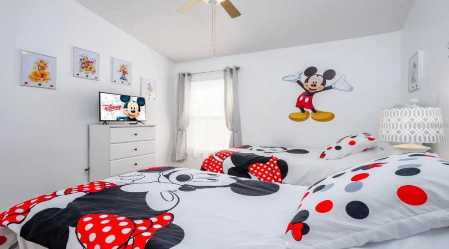 DAVENPORT, Florida 33897, 4 Bedrooms Bedrooms, ,3 BathroomsBathrooms,Residential,For Sale,BLOOMINGDALE,0,MFRS5155219