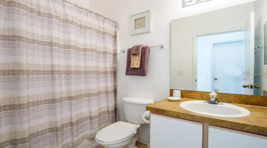 DAVENPORT, Florida 33897, 4 Bedrooms Bedrooms, ,3 BathroomsBathrooms,Residential,For Sale,BLOOMINGDALE,0,MFRS5155219