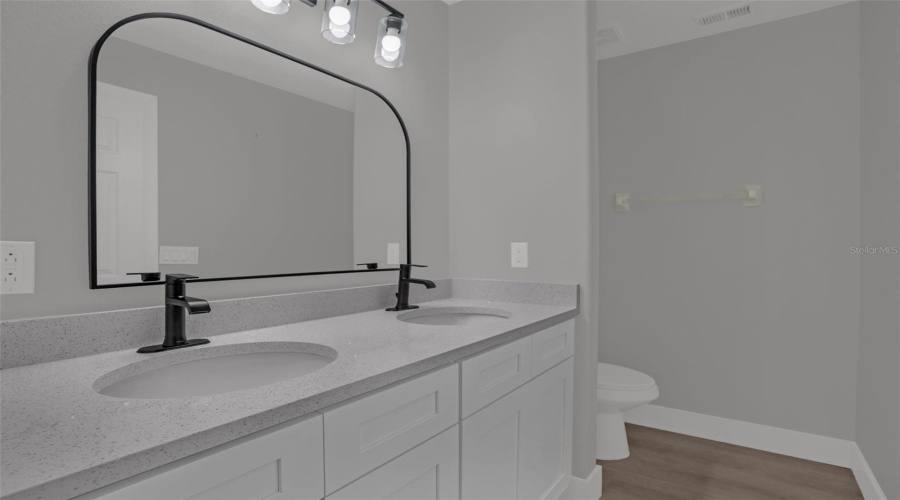 Primary En-Suite