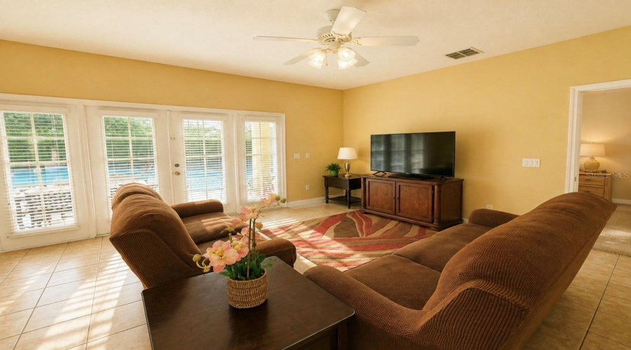 KISSIMMEE, Florida 34747, 7 Bedrooms Bedrooms, ,6 BathroomsBathrooms,Residential,For Sale,ACADIA ESTATES,0,MFRO6431294
