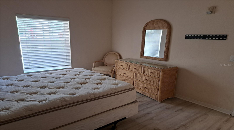 DAVENPORT, Florida 33897, 3 Bedrooms Bedrooms, ,2 BathroomsBathrooms,Residential,For Sale,NEW PROVIDENCE,0,MFRO6432043
