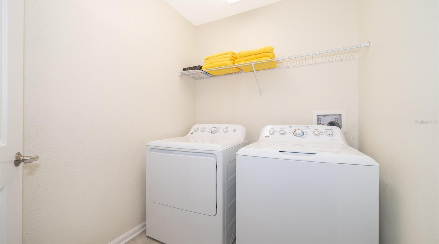 DAVENPORT, Florida 33896, 2 Bedrooms Bedrooms, ,2 BathroomsBathrooms,Residential,For Sale,OCEAN COURSE,0,MFRS5155308