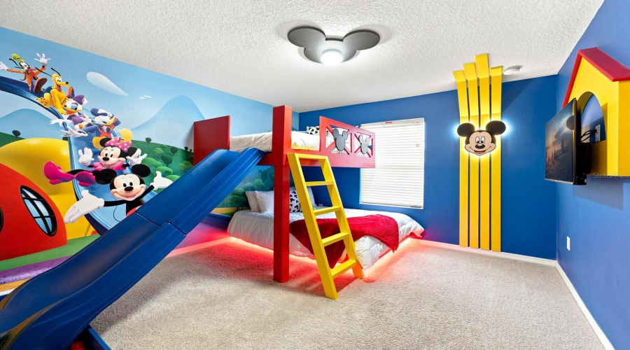 KISSIMMEE, Florida 34746, 4 Bedrooms Bedrooms, ,3 BathroomsBathrooms,Residential,For Sale,CLOCK TOWER,0,MFRO6432058